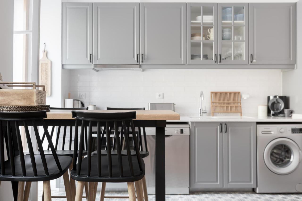 Feel Home in this Stunning Renovated Nest in Graça Lisboa Extérieur photo